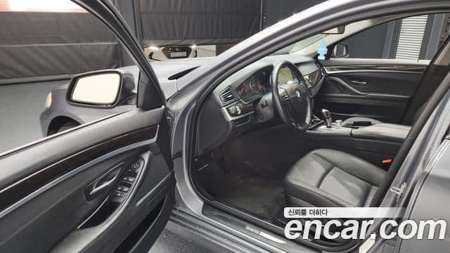 BMW 5시리즈 (F10), 2011 10