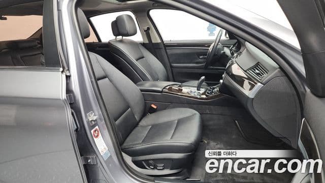 BMW 5시리즈 (F10), 2011 11