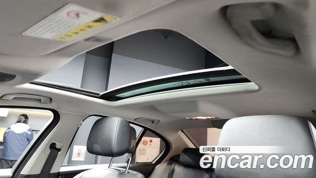 BMW 5시리즈 (F10), 2011 17