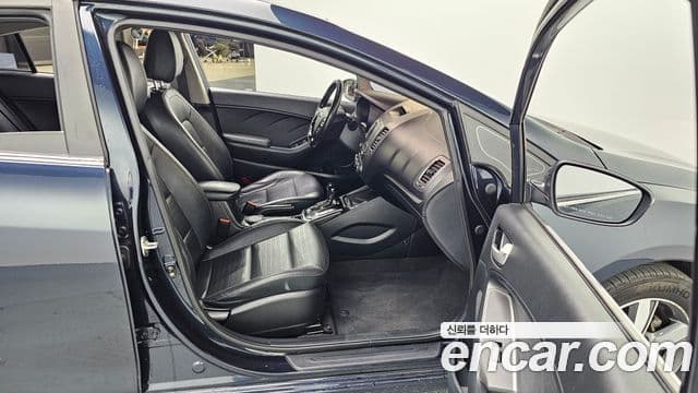 Kia The / новый New K3 Trendy, 2018 10