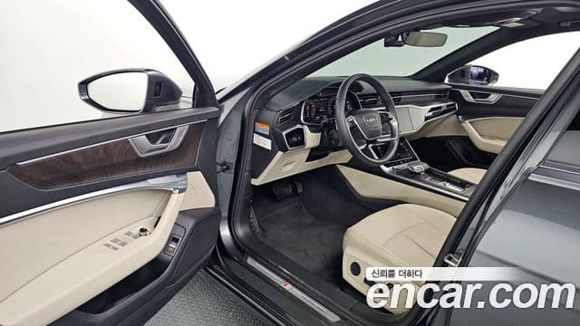 Audi A6 (C8) Premium, 2023 12