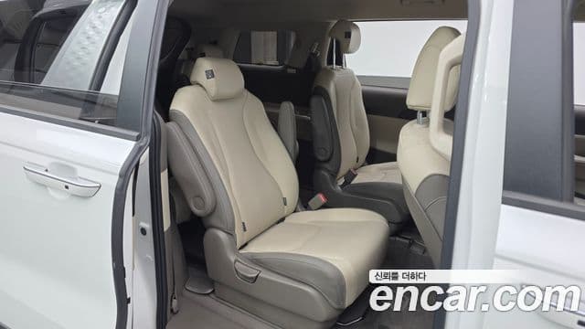 Kia Carnival 4세대 Prestige, 2022 12