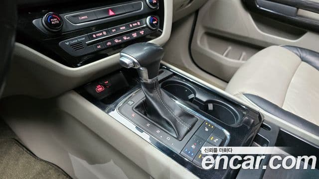 Kia All New Carnival VIP, 2018 9