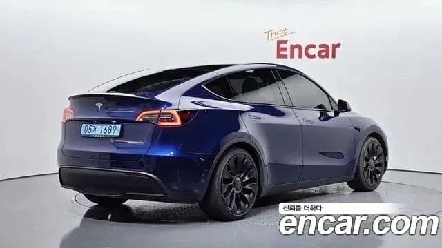 Tesla модель Y performance AWD, 2021 2