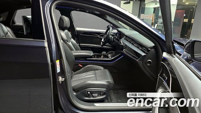 Audi A8 (D5) 55 TFSI Quattro LWB, 2020 10