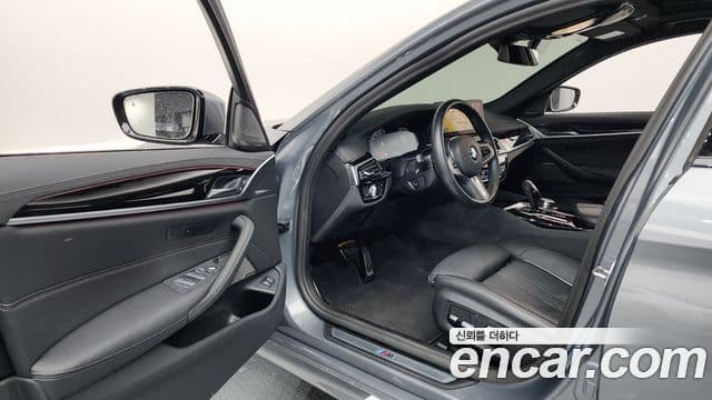 BMW 5시리즈 (G30) 530i M Sport, 2023 10
