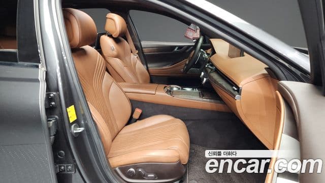 Genesis G80 (RG3) бензин 3.5 турбо AWD, 2021 11