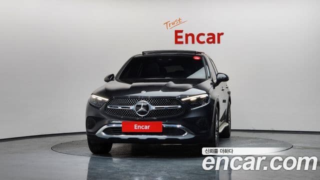 Mercedes-Benz GLC-класс X254 GLC300 4MATIC Avantgarde купе, 2025 3