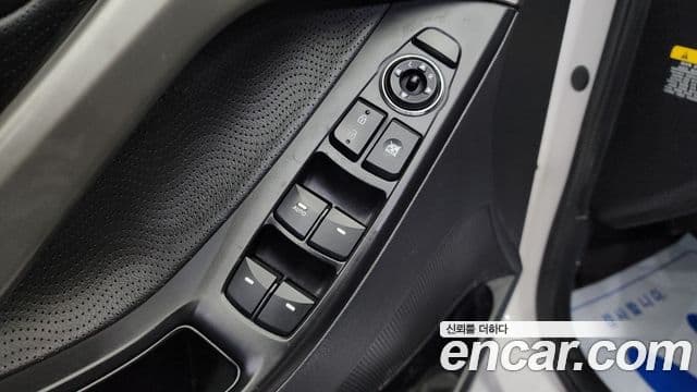 Hyundai Avante MD Luxury, 2012 15