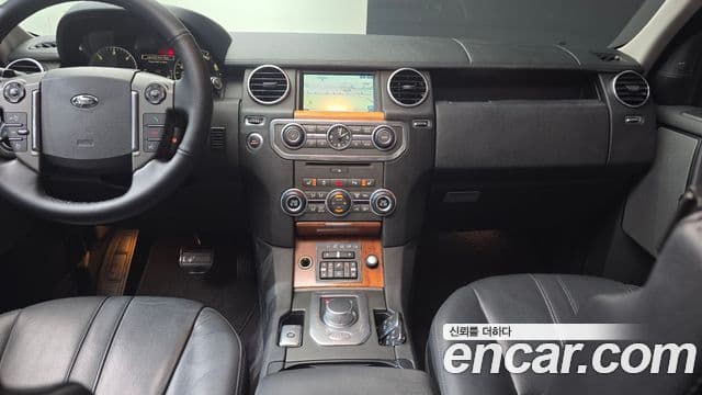 Land Rover Discovery 4 3.0 SDV6 HSE, 2014 19