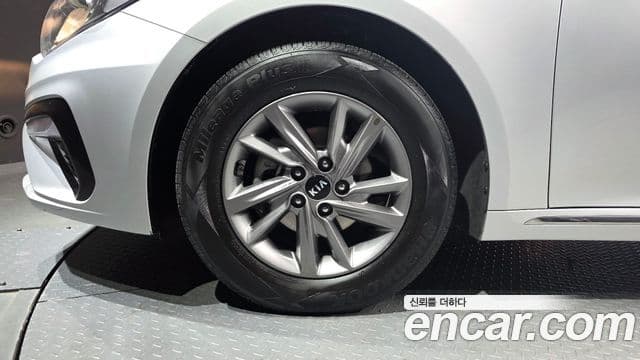 Kia The / новый New K5 2세대 Prestige, 2019 все фото