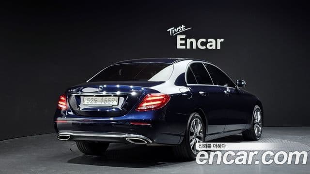Mercedes-Benz E-класс W213 Avantgarde, 2019 2