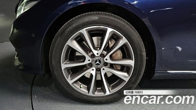 Mercedes-Benz E-класс W213 Avantgarde, 2019 все фото