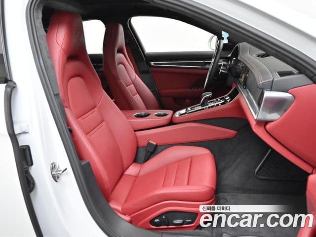 Porsche Panamera (971) 4.0 GTS, 2023 10