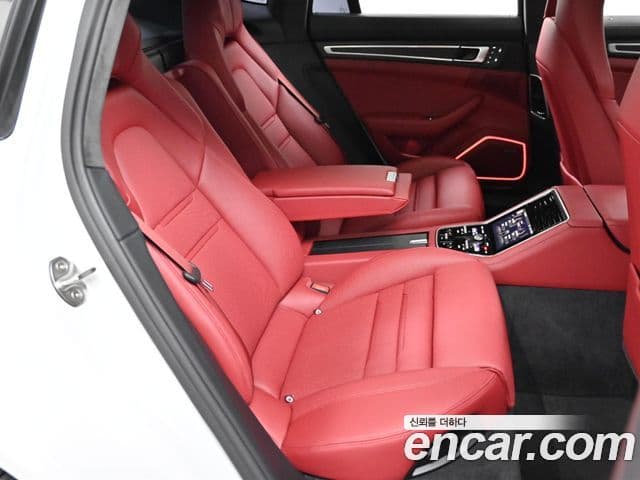 Porsche Panamera (971) 4.0 GTS, 2023 12