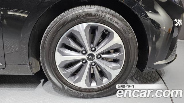 Kia K8 гибрид Noblesse, 2022 все фото