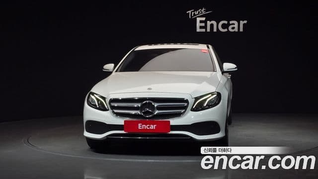 Mercedes-Benz E-класс W213 Avantgarde, 2019 3