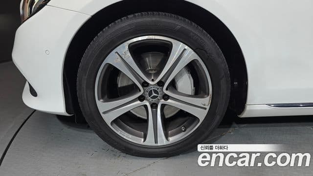 Mercedes-Benz E-класс W213 Avantgarde, 2019 все фото