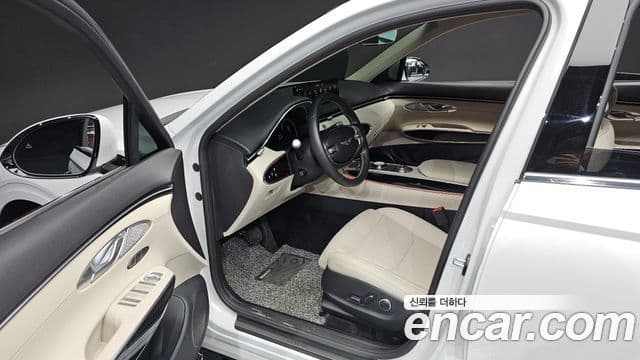 Genesis GV70, 2023 10