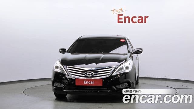 Hyundai Grandeur HG Executive, 2012 3