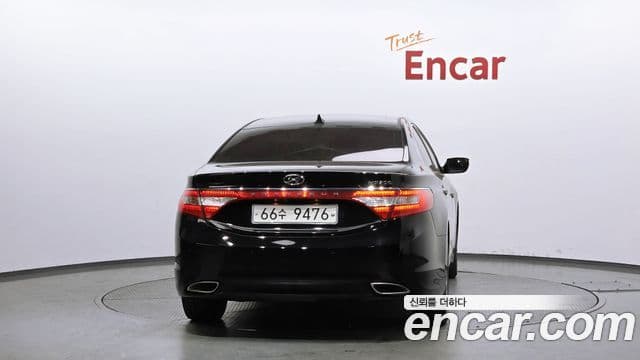 Hyundai Grandeur HG Executive, 2012 4