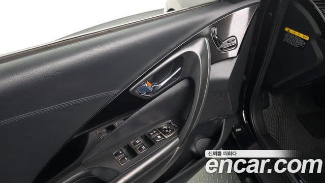 Hyundai Grandeur HG Executive, 2012 17