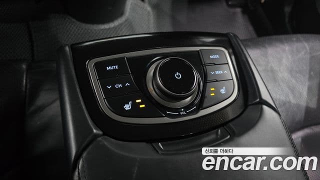 Hyundai Grandeur HG Executive, 2012 18