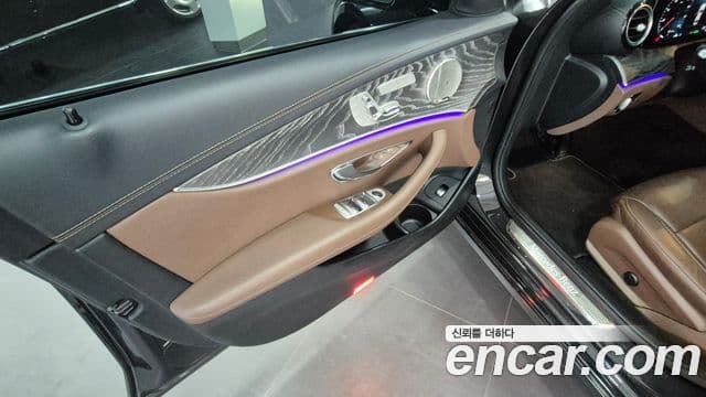 Mercedes-Benz E-класс W213 Avantgarde, 2022 15