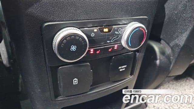 Ford Explorer 6세대 2.3 Limited 4WD, 2020 19
