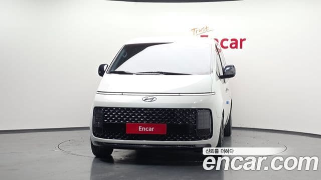 Hyundai Staria Inspiration, 2022 3