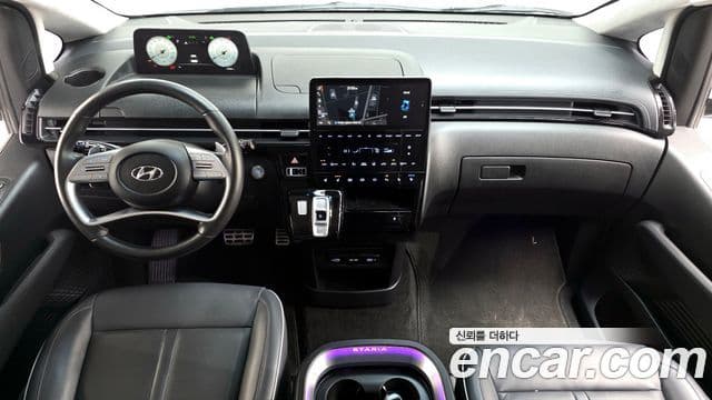 Hyundai Staria Inspiration, 2022 7