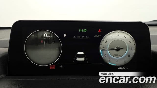 Hyundai Staria Inspiration, 2022 8