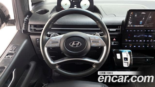 Hyundai Staria Inspiration, 2022 13