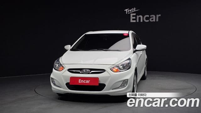 Hyundai Accent(новый кузов / новое поколение) Premier, 2011 3