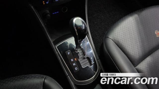 Hyundai Accent(новый кузов / новое поколение) Premier, 2011 9