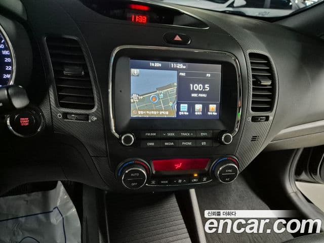 Kia The / новый New K3 Style, 2017 12