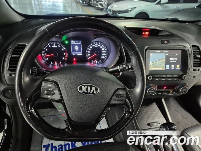Kia The / новый New K3 Style, 2017 16