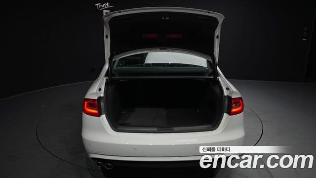 Audi New A4 B8, 2015 20