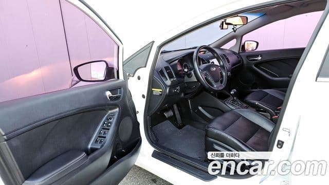 Kia K3 Prestige, 2013 11