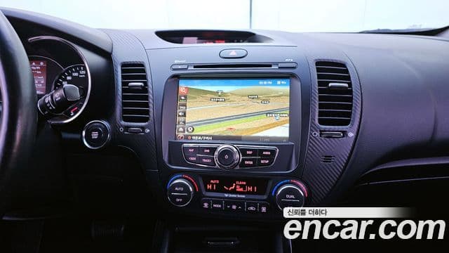 Kia K3 Prestige, 2013 15