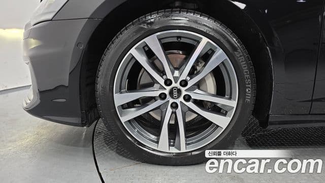 Audi A6 (C8) Premium, 2023 все фото