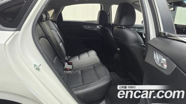 Kia The / новый New K3 2세대 Trendy, 2022 12