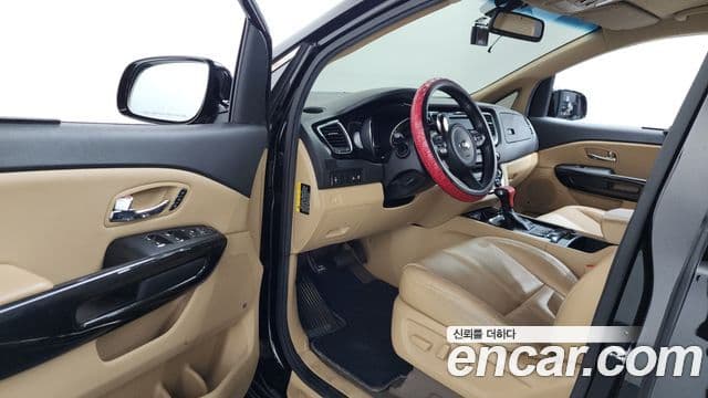 Kia All New Carnival Noblesse, 2017 10