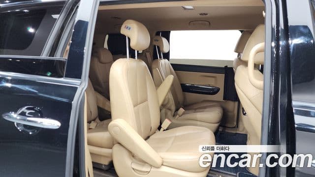 Kia All New Carnival Noblesse, 2017 12