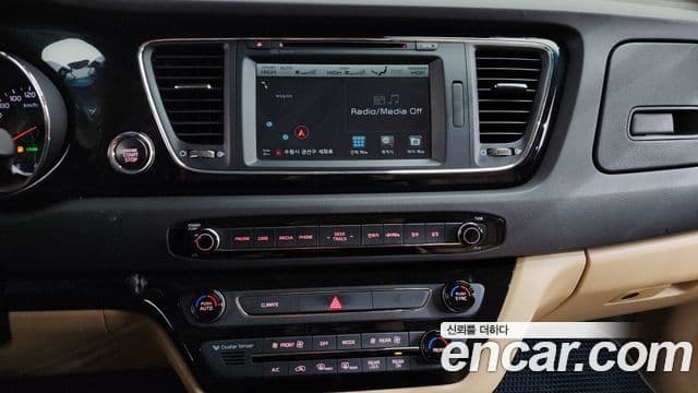 Kia All New Carnival Noblesse, 2017 14