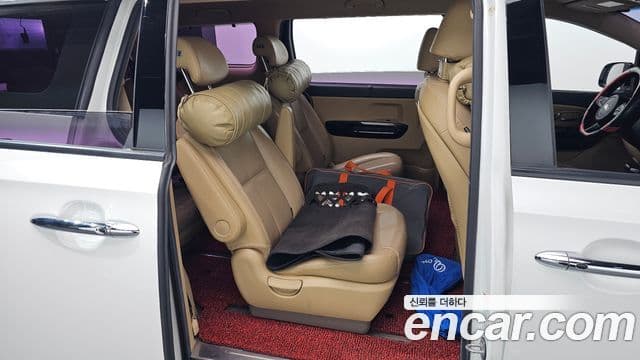 Kia The / новый New Carnival Special, 2019 11