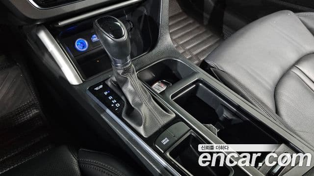 Hyundai LF Sonata 2.0 Smart, 2015 9