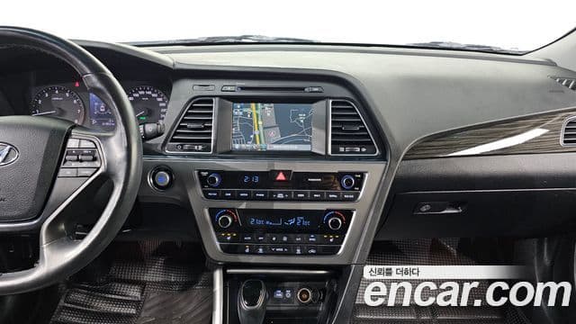 Hyundai LF Sonata 2.0 Smart, 2015 18