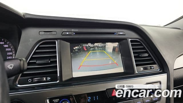 Hyundai LF Sonata 2.0 Smart, 2015 19