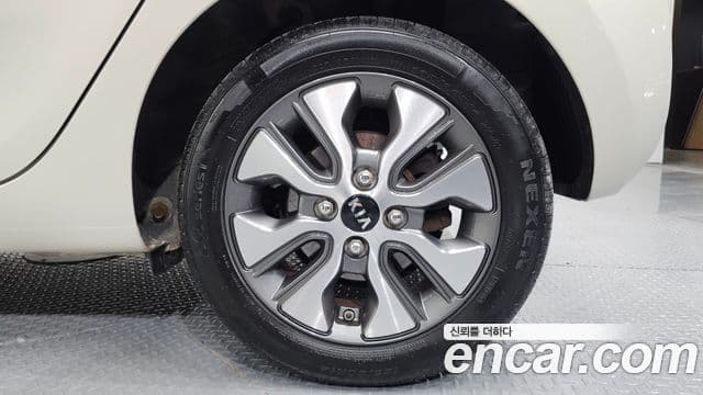 Kia The / новый New Morning Luxury, 2016 все фото